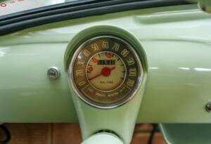 Image 16/22 of FIAT Ghia 500 Jolly (1967)