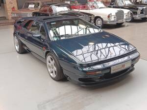 Image 4/18 de Lotus Esprit V8 BiTurbo (2001)