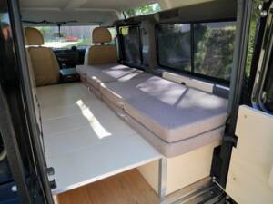 Image 47/50 of Land Rover Defender 110 (1900)