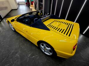 Bild 7/25 von Ferrari F 355 Spider (1996)