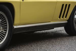 Bild 27/50 von Chevrolet Corvette Sting Ray Convertible (1966)