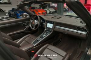 Bild 16/24 von Porsche 911 Targa 4 (2015)