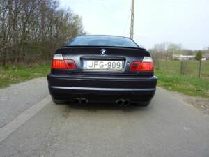 Bild 7/8 von BMW 330Ci (2001)