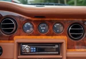 Image 20/29 of Rolls-Royce Corniche IV (1993)