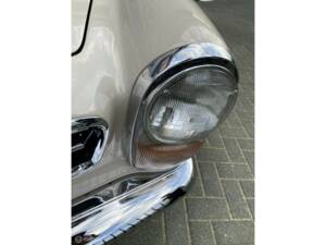 Afbeelding 10/20 van Mercedes-Benz 280 SL (1970)