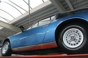 Image 13/50 of Maserati Indy 4900 (1971)