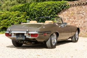 Image 36/50 de Jaguar Type E V12 (1973)