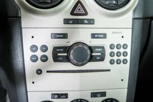 Bild 20/40 von Opel Corsa 1.2 (2008)