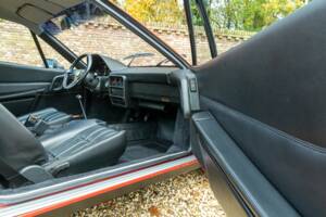 Bild 43/50 von Ferrari 328 GTB (1989)