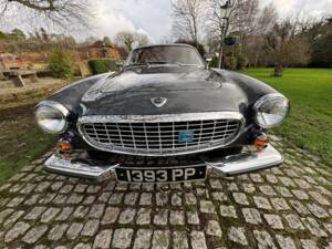Image 16/28 of Volvo 1800 S (1965)