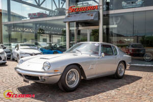 Image 2/28 of Maserati Mistral 3700 (1965)
