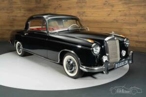 Bild 17/19 von Mercedes-Benz 220 S (1959)