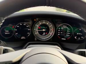 Bild 13/27 von Porsche 911 Turbo S (2020)