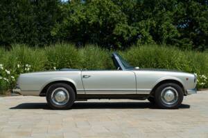 Image 6/50 de Mercedes-Benz 230 SL (1965)