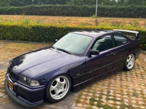 Immagine 7/8 di BMW 318is (1995)