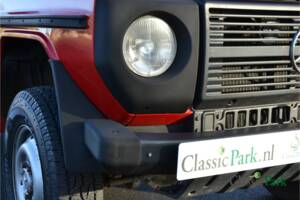 Image 39/50 of Mercedes-Benz 200 GE (SWB) (1987)