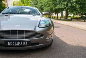 Bild 9/26 von Aston Martin V12 Vanquish (2003)