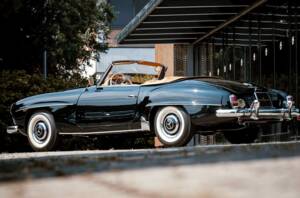Image 8/42 of Mercedes-Benz 190 SL (1961)