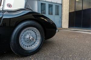 Image 27/50 of Austin-Healey 3000 Mk II (BN7) (1962)