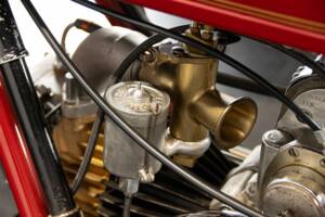 Immagine 50/50 di Moto Guzzi 250 SS (1930)