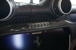 Imagen 29/50 de Ferrari Portofino M (2022)