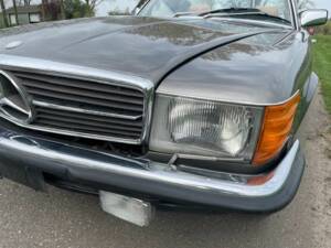 Afbeelding 8/8 van Mercedes-Benz 500 SL (1984)