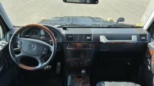 Bild 22/63 von Mercedes-Benz G 500 (lang) (2009)