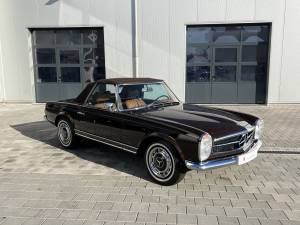 Image 9/19 of Mercedes-Benz 280 SL (1971)