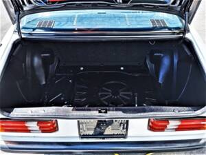 Imagen 4/8 de Mercedes-Benz 190 E 2.6 (1990)
