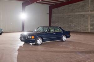 Bild 13/43 von Mercedes-Benz 380 SE (1984)