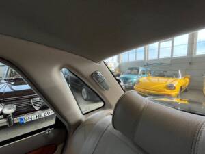 Image 50/50 of Jaguar XJ 8 Sovereign (2000)