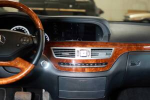Image 21/128 de Mercedes-Benz S 500 BlueEFFICIENCY (2011)