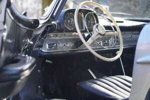 Image 2/14 of Mercedes-Benz 300 SL Roadster (1958)