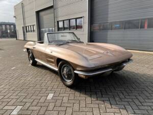 Bild 1/8 von Chevrolet Corvette Sting Ray Convertible (1964)