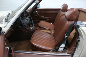 Image 8/8 of Mercedes-Benz 350 SL (1972)