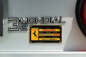 Image 18/50 of Ferrari Mondial 3.2 (1987)