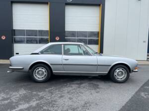 Imagen 4/15 de Peugeot 504 V6 Coupe (1980)