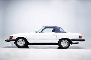 Bild 9/38 von Mercedes-Benz 560 SL (1986)