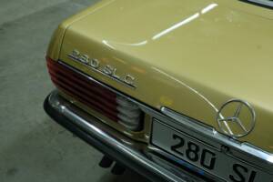 Image 48/50 de Mercedes-Benz 280 SLC (1977)