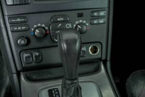 Image 27/43 of Volvo XC90 2.5T (2005)