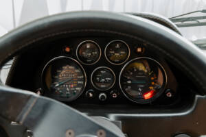 Bild 19/54 von Ferrari 308 GTSi Quattrovalvole (1985)
