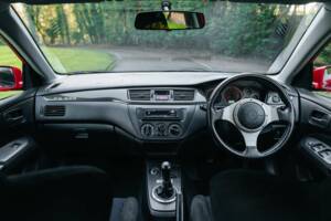 Image 16/50 of Mitsubishi Lancer Evolution FQ-300 (2003)