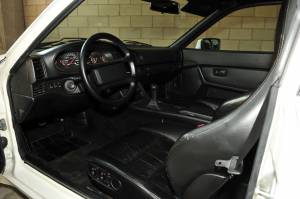 Bild 17/26 von Porsche 944 Turbo S (1988)