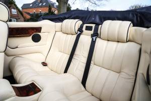 Image 32/41 of Aston Martin V8 Volante (1998)