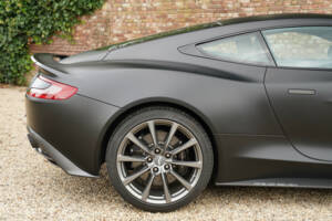 Image 33/50 de Aston Martin Vanquish (2017)