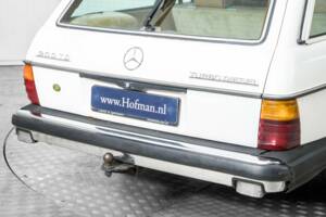 Bild 27/50 von Mercedes-Benz 300 D (1983)