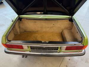Image 47/48 of Mercedes-Benz 350 SL (1979)