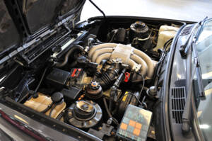 Image 5/40 of BMW 325ix (1989)