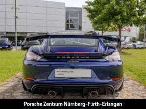 Image 4/50 of Porsche 718 Cayman GT4 RS Weissach (2025)