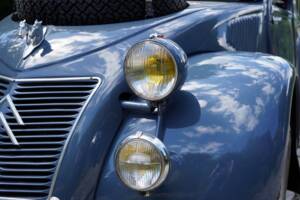 Image 16/43 of Citroën 2 CV Sahara 4x4 (1964)